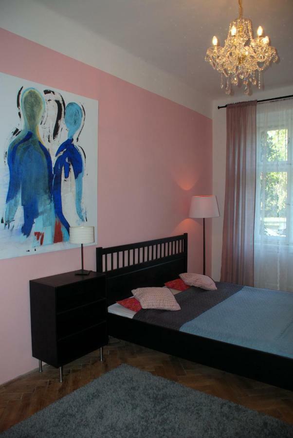 Atelier 12 Penzion *